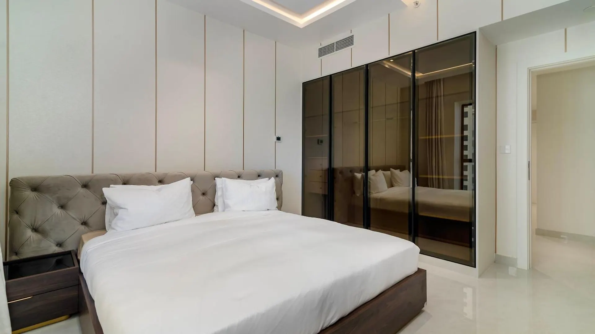 두바이 Usmans 4Bdrm Jbr Sadaf Next To Ritz Carlton Walk Daily Housekeeping Jbr 아파트
